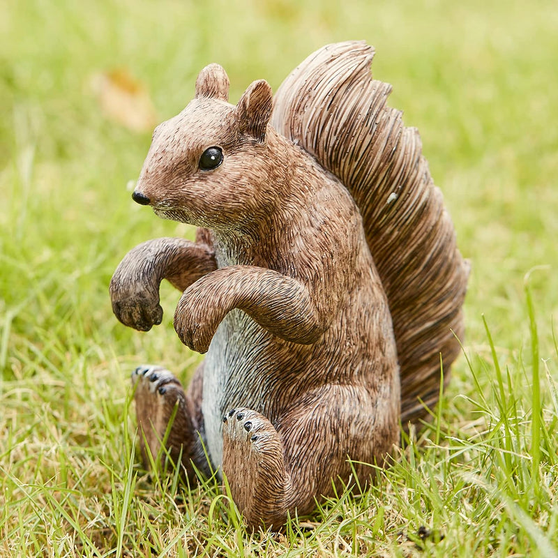 Garden Squirrel Statue, Hanging Tree Or Fence Holder Figurine - Woodland Garden Decor Statues, Animal Gnome Statues, Waterproof Figure Indoor & Outdoor Lawn Squirrel Ornament Funny Decoration 6.7" H